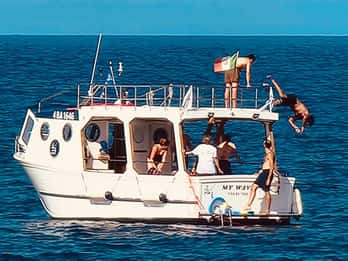 Unisciti a noi da Monopoli per un tour di Polignano a Mare
