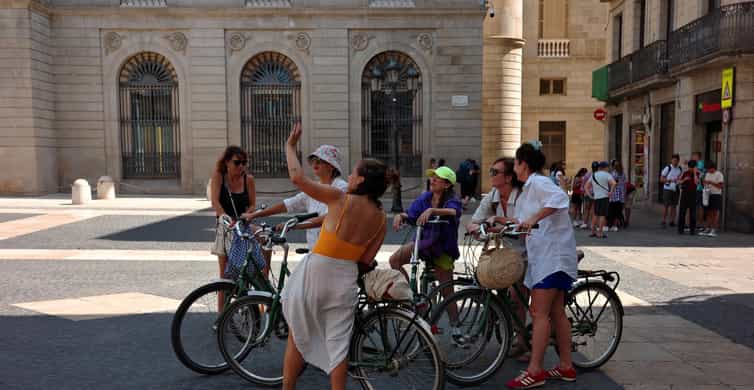 Barcelona: Guided Bike or E-Bike City Tour photo 15
