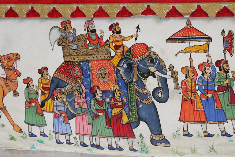 Udaipur: Private Half-Day Tour by Tuk-Tuk or CarHalf-Day Tour by Tuk-Tuk