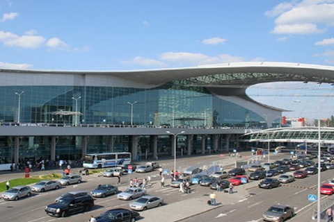 Le Caire : Transfert privé aller simple à l'arrivée et au départ de l'aéroport