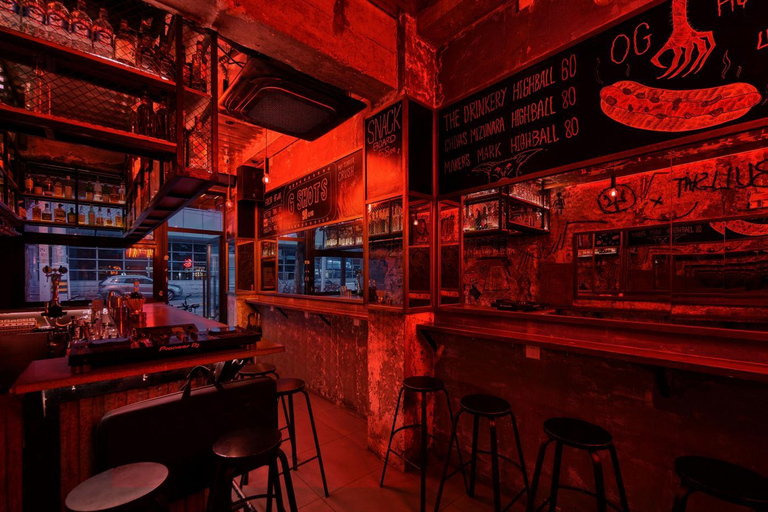 Guided pub crawl (bar tour) in Shanghai