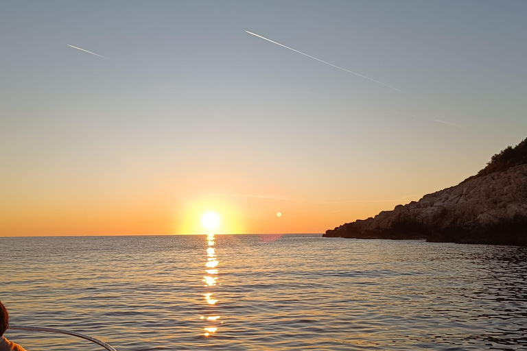 Zonsondergangtour met een glazen boot rond de oude stad en grotten in Dubrovnik