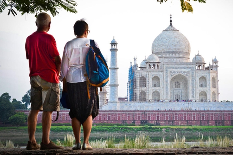 From Delhi: Delhi, Agra, and Jaipur 3-Day Guided Trip Car + Driver + Guide + Tickets