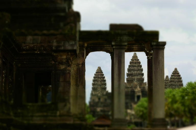 Siem Reap: 2-Tages-Tour Angkor Wat-Tempel und Kulen-Wasserfall