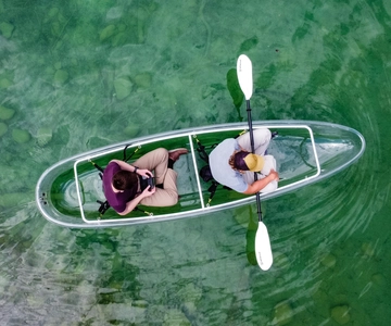 Flathead Lake: Somers Bay Clear Kayak Tour