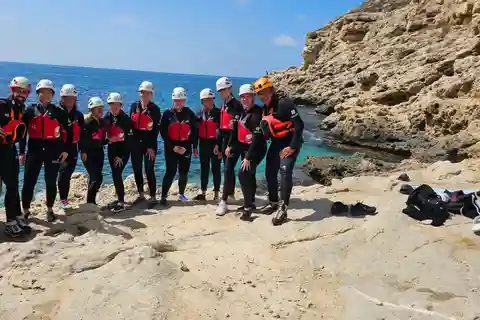 Alicante: aventura de coasteering en Villajoyosa