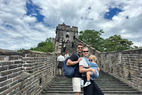 Mutianyu Great Wall Round‑Trip Transfer (Private / Shared)