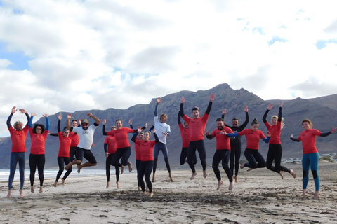 Kalufa Surf school in Caleta de Famara, Lanzarote Caleta de Famara in Lanzarote: Kalufa Surf school