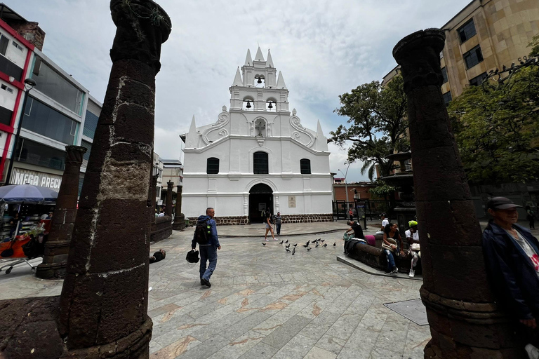 Shopping i centrum och konstgallerier/museum