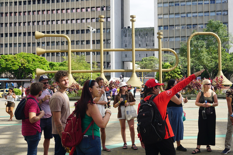 Tournée des arts de la rue de Cali (Salsa &amp; Resistance)