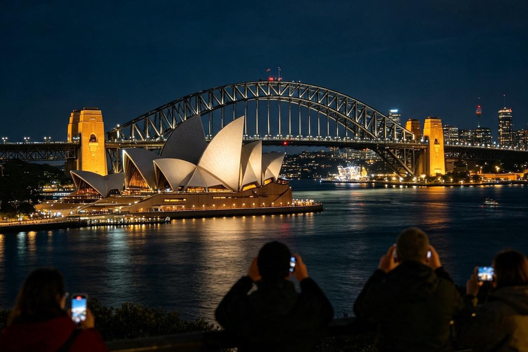 Sydney: Opera House & Harbour Lights Night Walking Tour