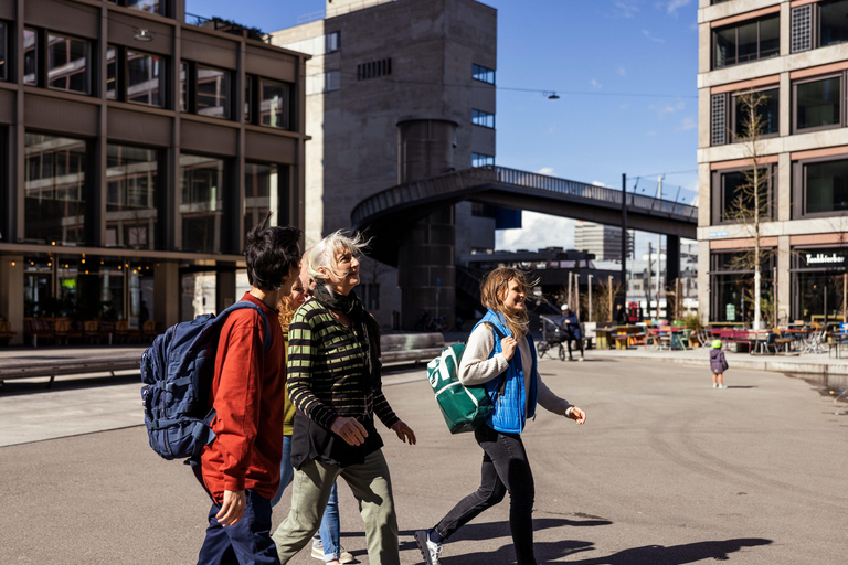 Guided tour of the Zurich milieu Zurich Milieu City Tour – English