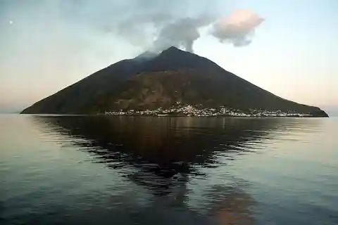 Capo d'Orlando: Mini-cruises to Vulcano, Panarea, Stromboli