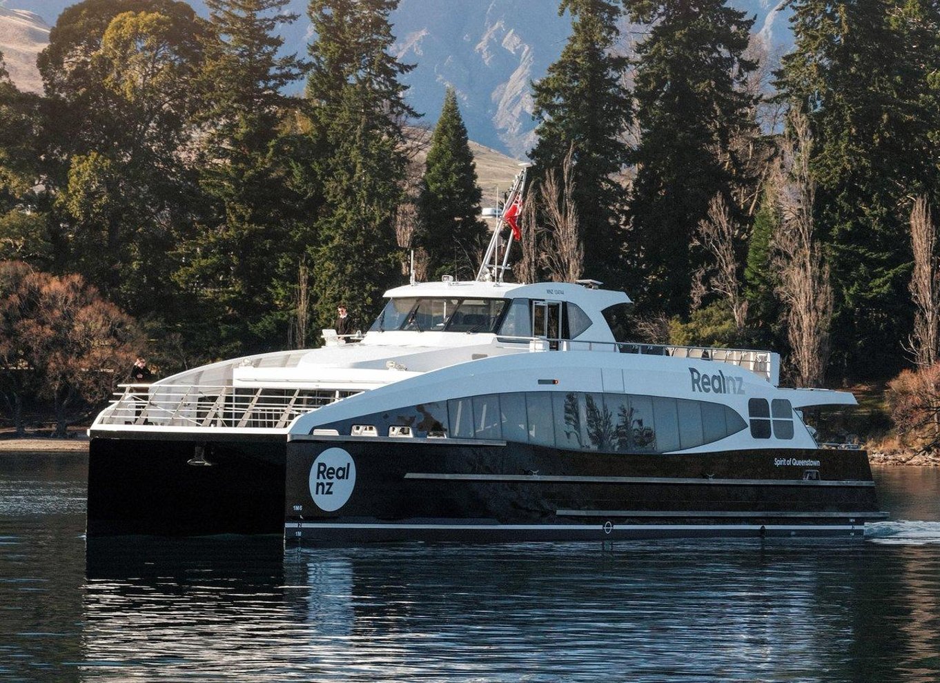 Queenstown: Walter Peak Gourmet BBQ & Lake Whakatipu Cruise