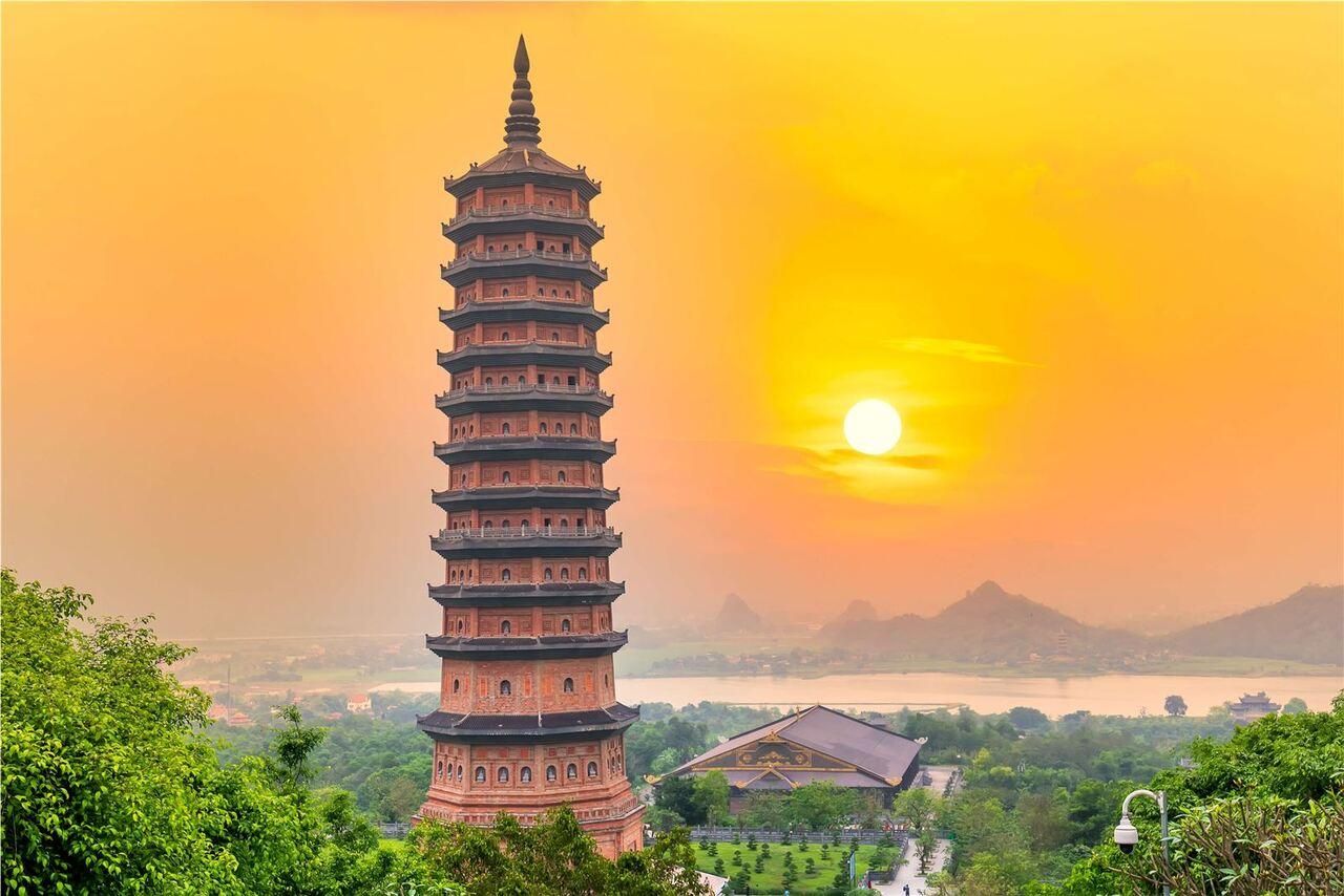 Ab Hanoi: Ninh Binh – Bai Dinh, Trang An & Mua-Höhle