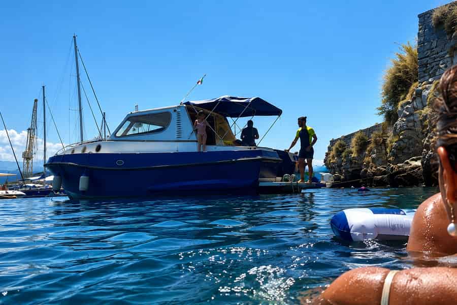 Bootsfahrt in Palermo. Foto: GetYourGuide Bootsfahrt in Palermo. Foto: GetYourGuide