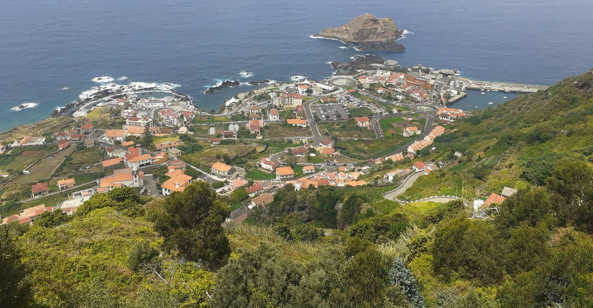 West Madeira, Laurelwald, Wasserfall, Vulkanische Felsenbecken - Hizvo