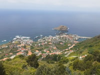 Oeste de Madeira, Bosque de Laurel, Cascada, Piscinas volcánicas de roca - Hizvo