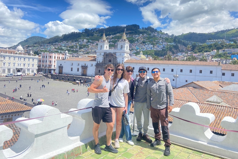 Quito: Tour Clásico, Explora el Casco Antiguo y la Línea Equinoccial