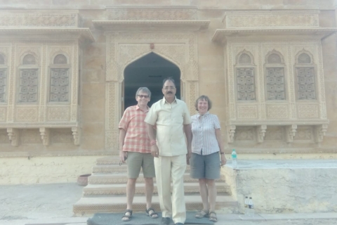 Udaipur Full Day Private Tour with Guide