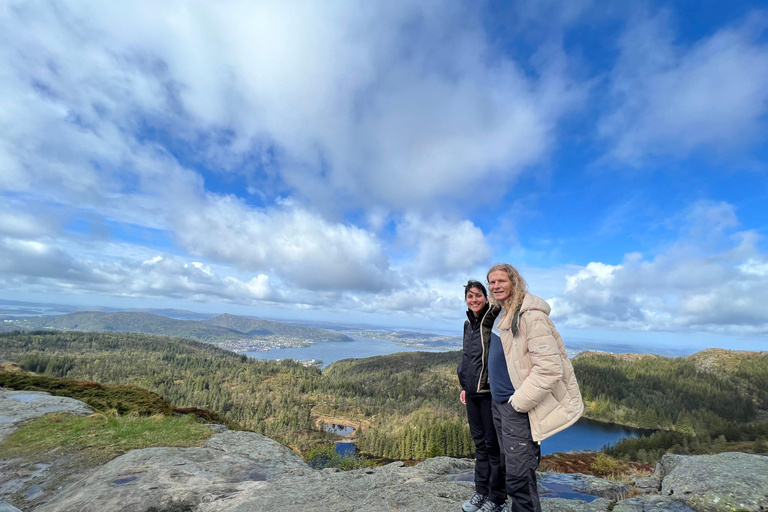 Hiking and friends!!