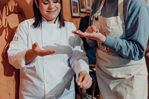 Central London: Pasta-Making Class with Prosecco & Antipasti Chiswick: Pasta-making class with Prosecco & antipasti