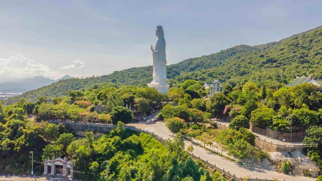 From Hoi An : Lady Buddha, Marble Mountains Half-Day Tour