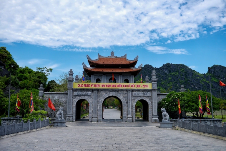 Ninh Bình : Hoa Lu, grotte de Mua, Tam Coc, vélo et baignade