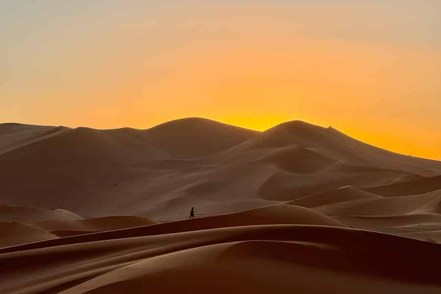 Von Marrakesch: 4-tägige Luxus-Tour nach Merzouga mit optionalem Quad. Foto: GetYourGuide Von Marrakesch: 4-tägige Luxus-Tour nach Merzouga mit optionalem Quad. Foto: GetYourGuide