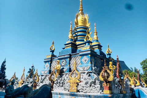 Chiang Rai: Explore 3 Highlight Temples (White, Blue, Red) Meeting Point: Wat Phra Singh (Hotels Outside Pickup Area)