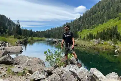 Discover Heather Lake, a magical lake 2 hours from Seattle