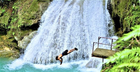 Montego Bay:Blue Hole, Secret Falls & Dunn&#39;s River Fall Trip