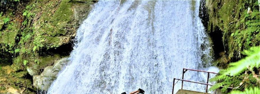 Montego Bay : excursion au Trou Bleu, aux Chutes Secrètes et à Dunn's River en automne