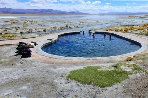 Från Uyuni: 3-dagars utflykt till Salar de Uyuni och nationalreservatet