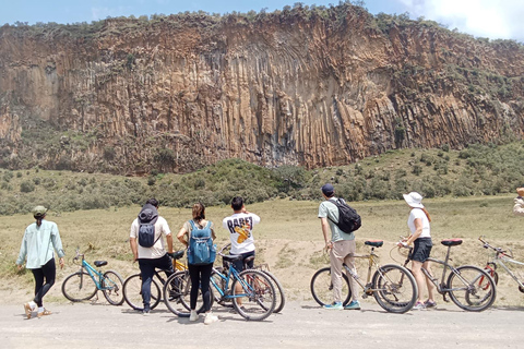Nairobi: Hell's Gate, Lake Naivasha, & Crescent Island Tour