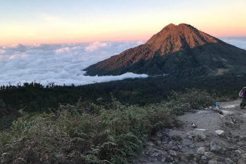 An Intimate Private Kawah Ijen Midnight Tour From Banyuwangi From Banyuwangi: Kawah Ijen Midnight Tour - Drop Banyuwangi