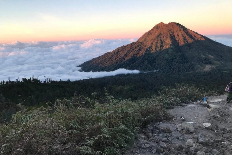 An Intimate Private Kawah Ijen Midnight Tour From Banyuwangi From Banyuwangi: Kawah Ijen Midnight Tour - Drop Banyuwangi