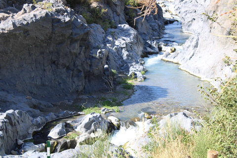 Taormina/Naxos: Mount Etna & Alcantara Gorges Tour w/ Pickup Mount Etna 3000-Meter & Alcantara Gorges Tour