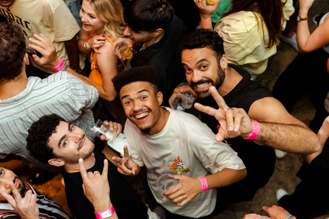 Lagos Pub Crawl: Party with Drinks, Games & VIP Club Entry Standard Lagos Pub Crawl Option