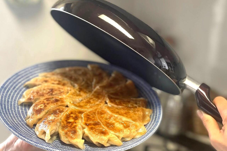 Nagoya: Make a Local Favorite Ramen & Crispy Gyoza