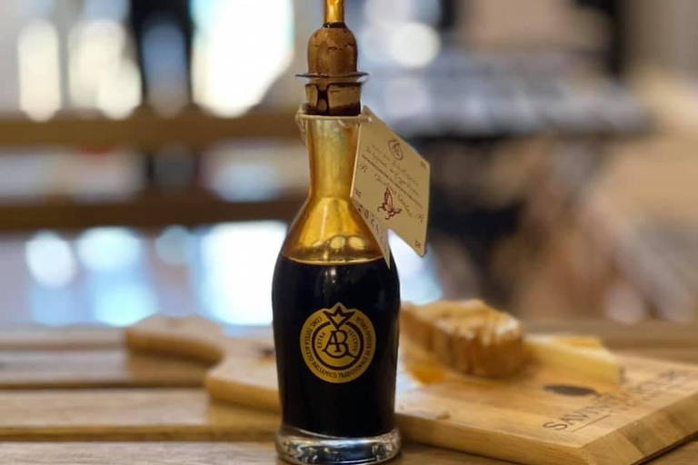 Rzym: Rzymska restauracja z jedzeniem i winemMenu Gold (3 dania)