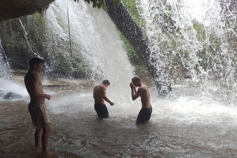 Chiang Mai: 2-Days Jungle Trek, Waterfalls and Karen Village