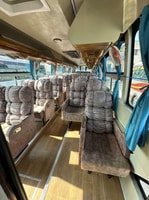 Kathmandu a Pokhara Night Bus- 2*2 Sedile divano - Housity