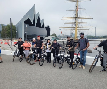 Glasgow: passeio guiado pelos pontos turísticos da cidade de bicicleta elétrica