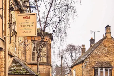 Stonehenge, Bath, Windsor, byar i Cotswolds