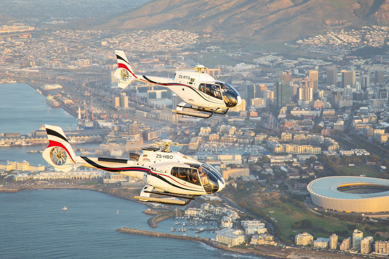 Cape Town: Sightseeing Helicopter Ride from V&A Waterfront 12-min Shared Scenic Flight