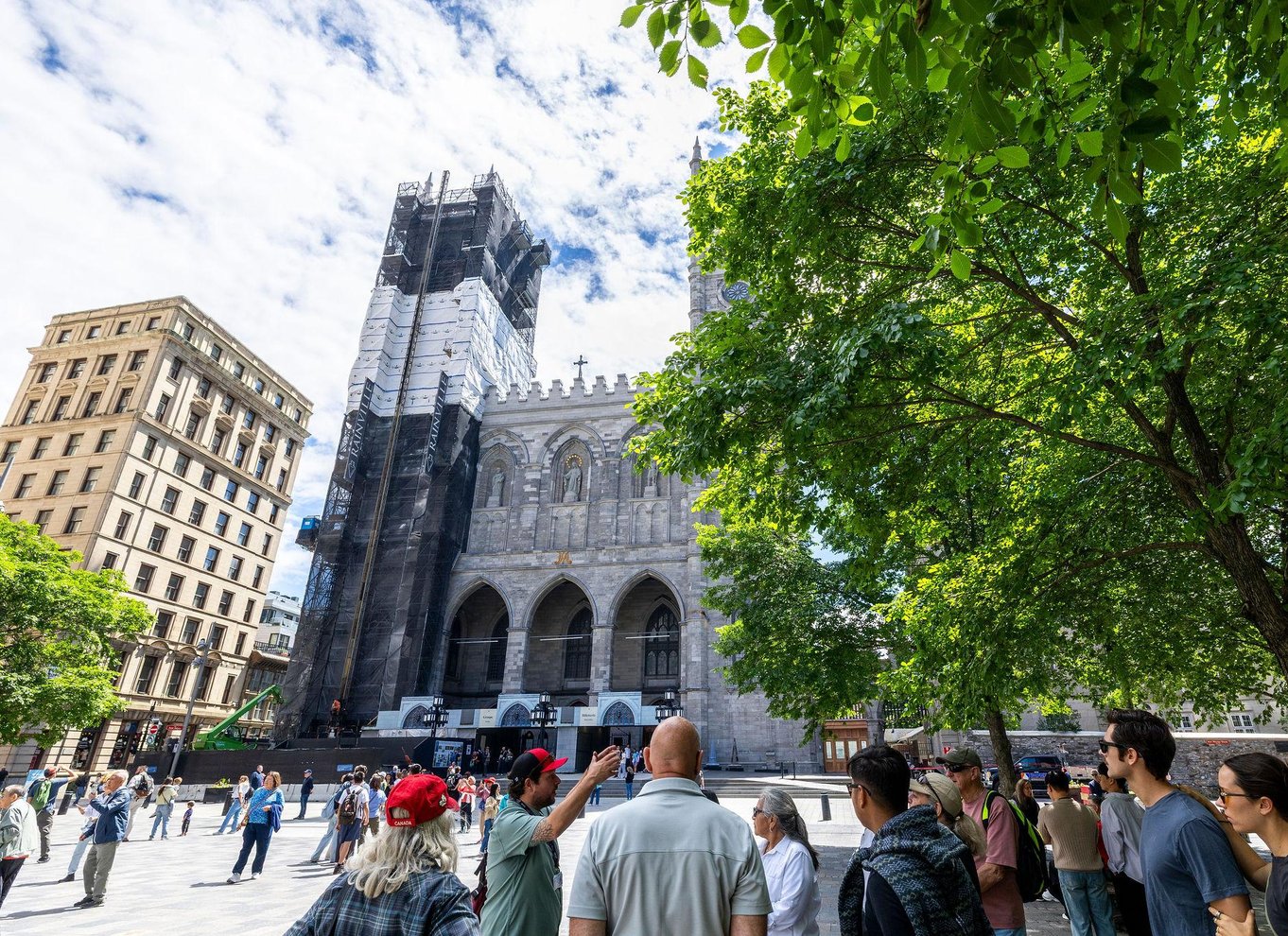 Byvandring i Old Montreal | Mellemstor gruppe (højst 14) med FITZ
