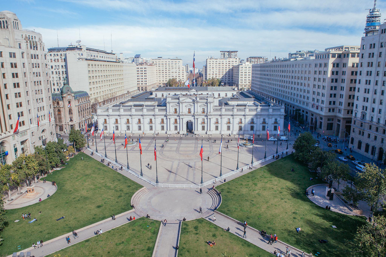 Santiago: prywatna wycieczka, zabytkowe centrum, punkt widokowy na dużej wysokości, kolejka linowaSantiago: prywatna wycieczka, historyczne centrum miasta, punkt widokowy na duż