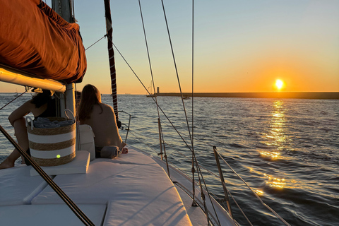 Porto: Douro River Cruise with wine tasting & Sunset option Shared Sunset Sailboat Cruise