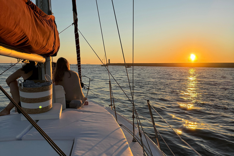 Porto: Douro River Cruise with wine tasting & Sunset option Shared Sunset Sailboat Cruise